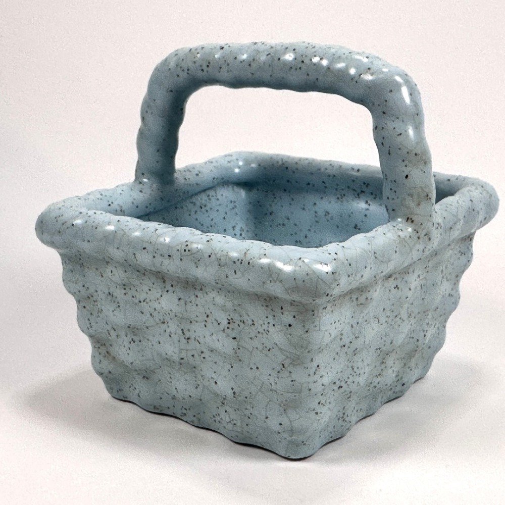 VTG Cracker‎ Barrel Easter Traditions Speckle Crackle Finish Blue Ceramic Basket